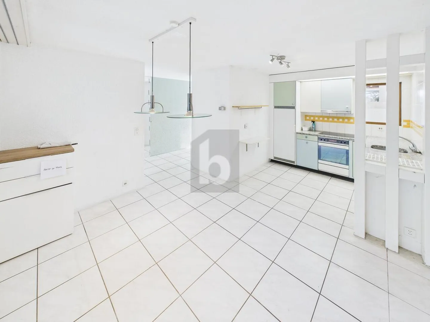 Maison contiguë 6 pièces - Photo 4 sur 6