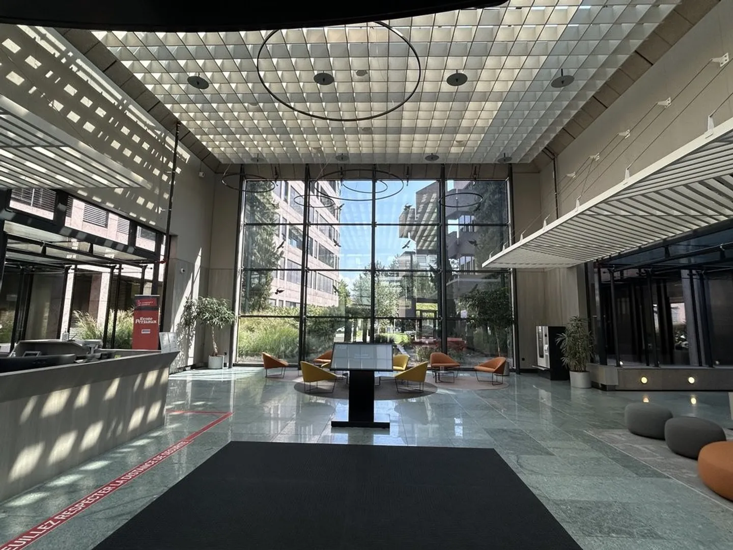 Schöne Fläche von 85 m2 - GBC - Petit-Lancy - Foto 2 von 7