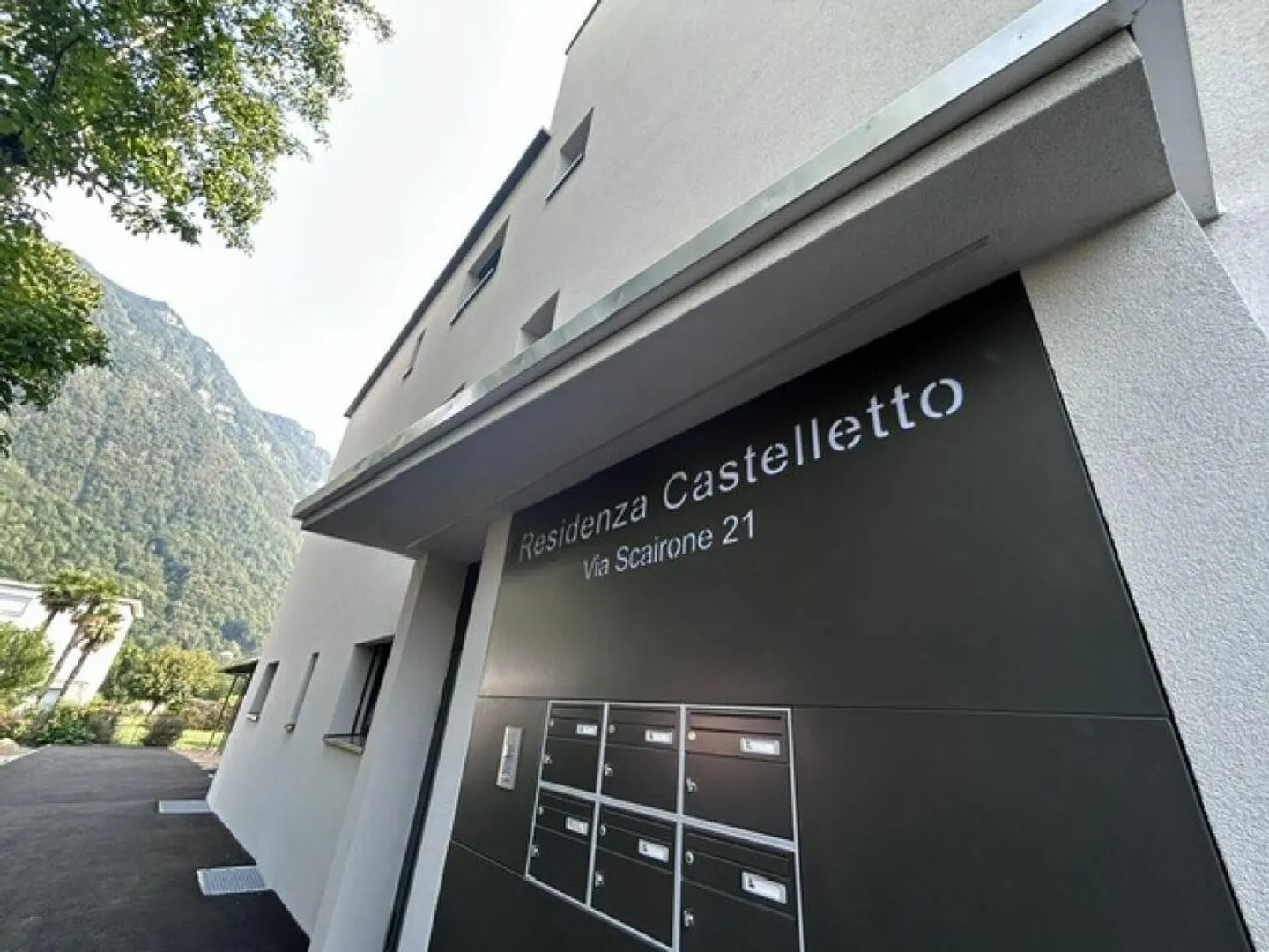 NEUES PENTHOUSE 3.5 ZIMMER MIT 38MQ DACHTERRASSE MIT SEEBLICK - Foto 25 von 29