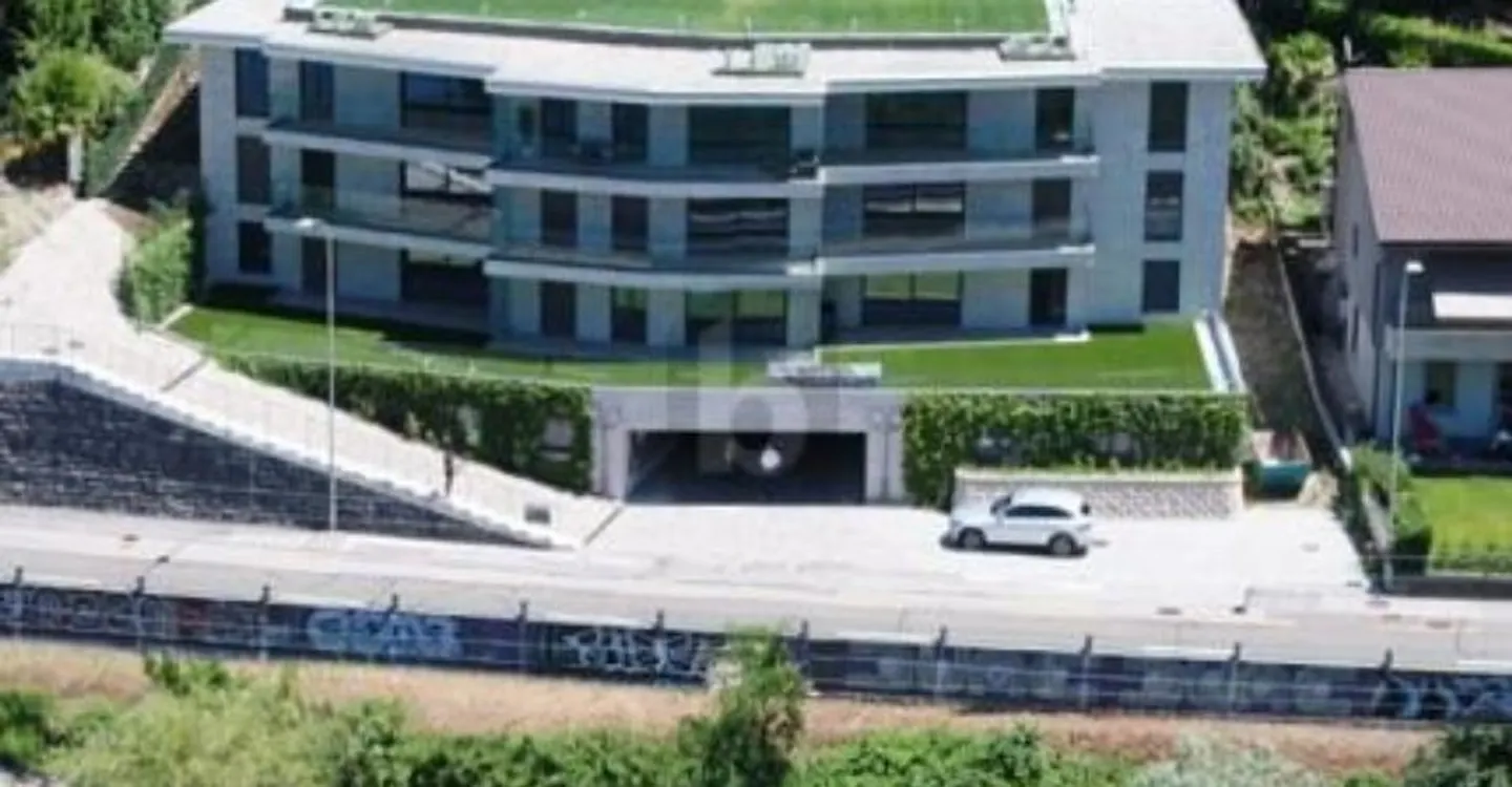 Appartement Moderne avec Vue sur le Lac - Photo 1 sur 5