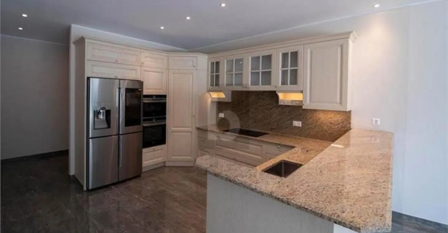 Appartement Moderne avec Vue sur le Lac - Photo 2 sur 5