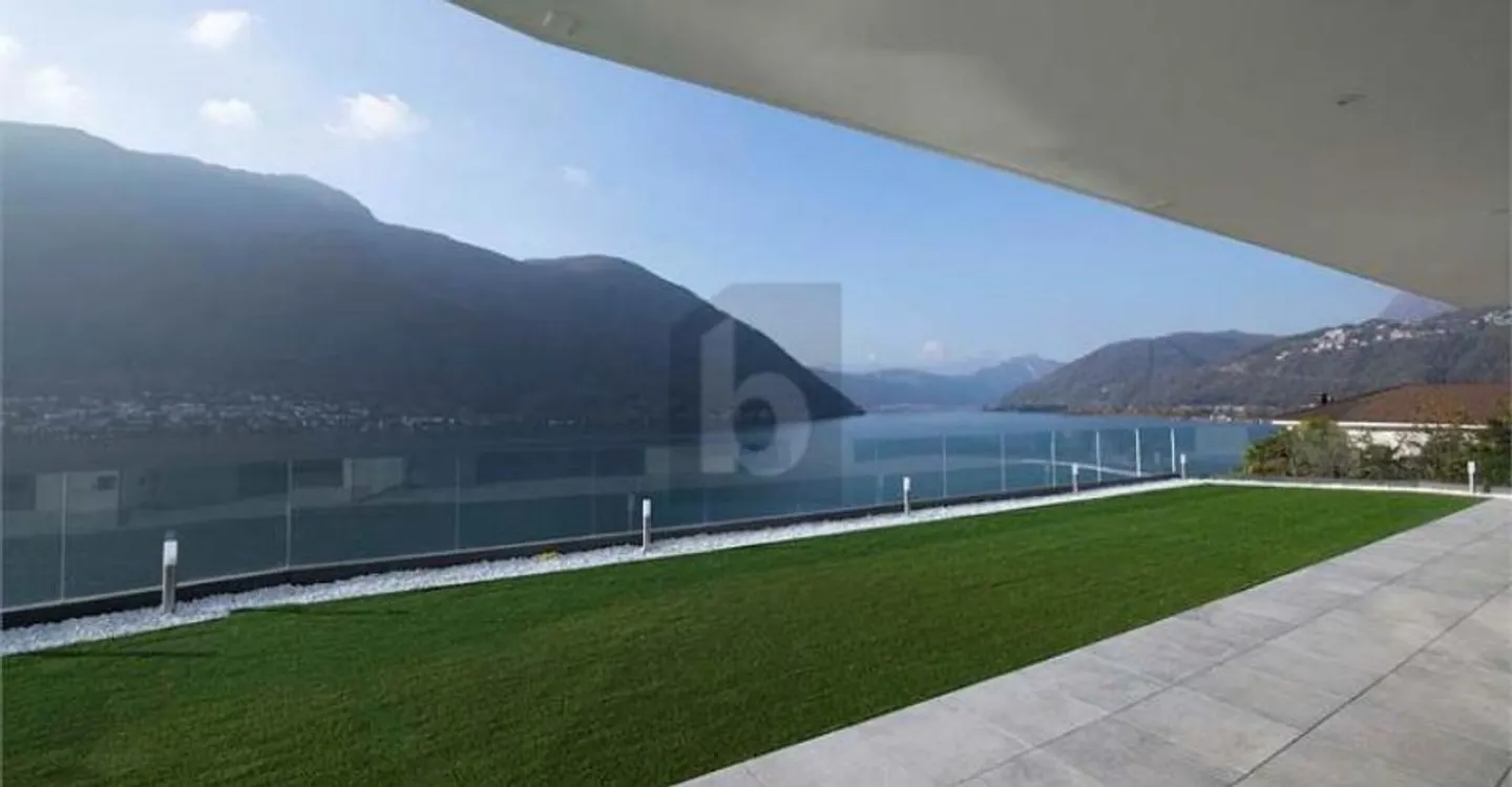 Appartement Moderne avec Vue sur le Lac - Photo 3 sur 5