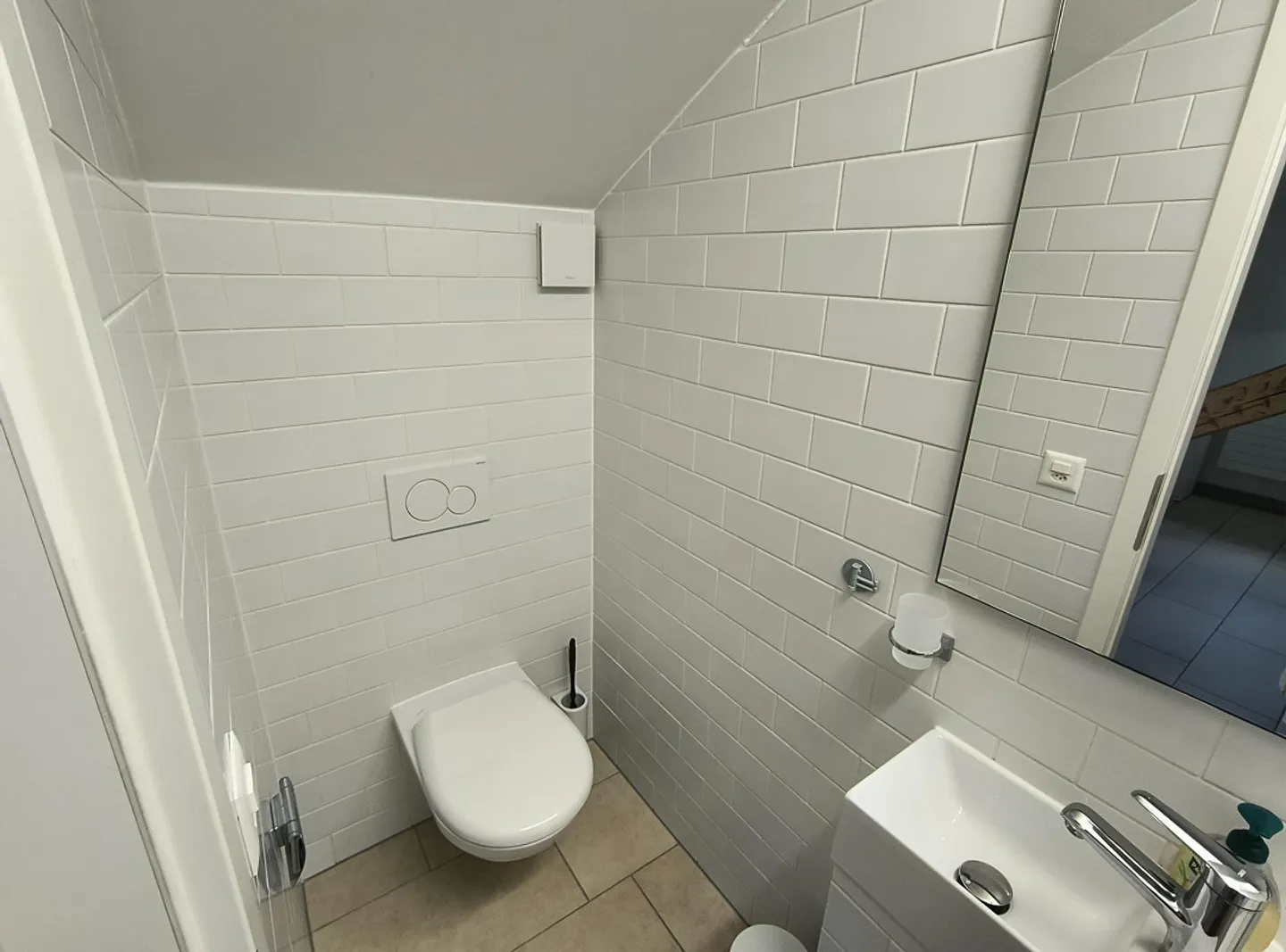 Günstige Mansardenwohnung - Foto 7 von 8