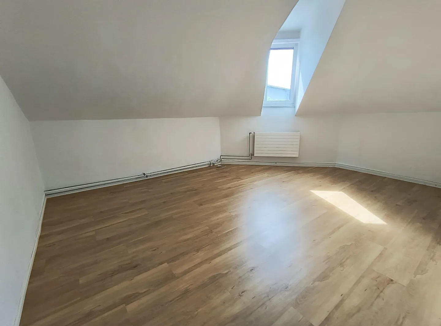 Günstige Mansardenwohnung - Foto 4 von 8