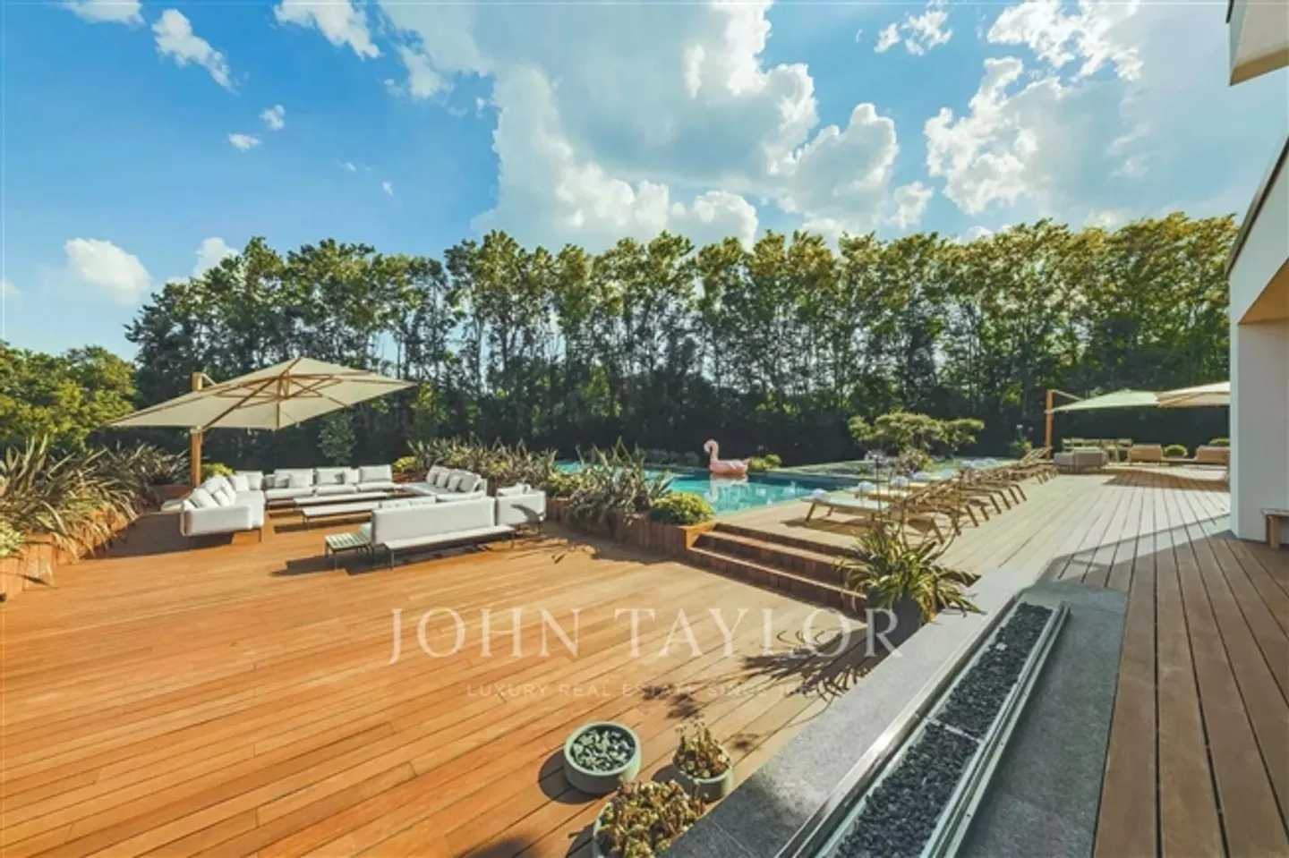 "Ultima Grand Villa" Architectural Masterpiece Between Modernity and Elegance - Photo 5 of 18