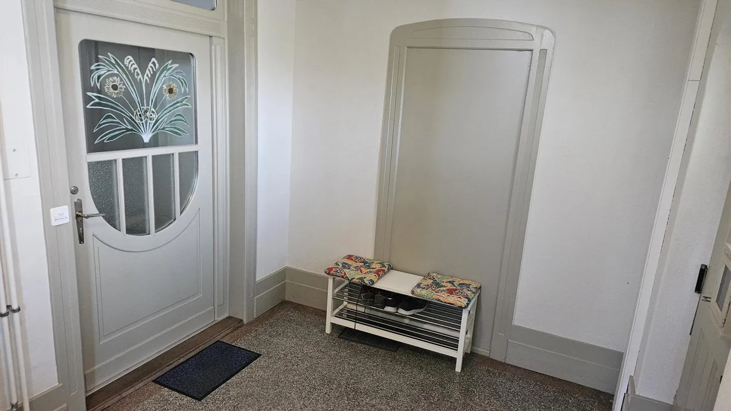 5.5 Room Art Nouveau Apartment for Comfort and Work - Photo 3 of 16