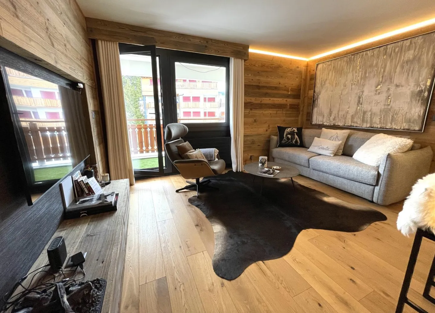 2.5 Room Apartment - Photo 1 of 13