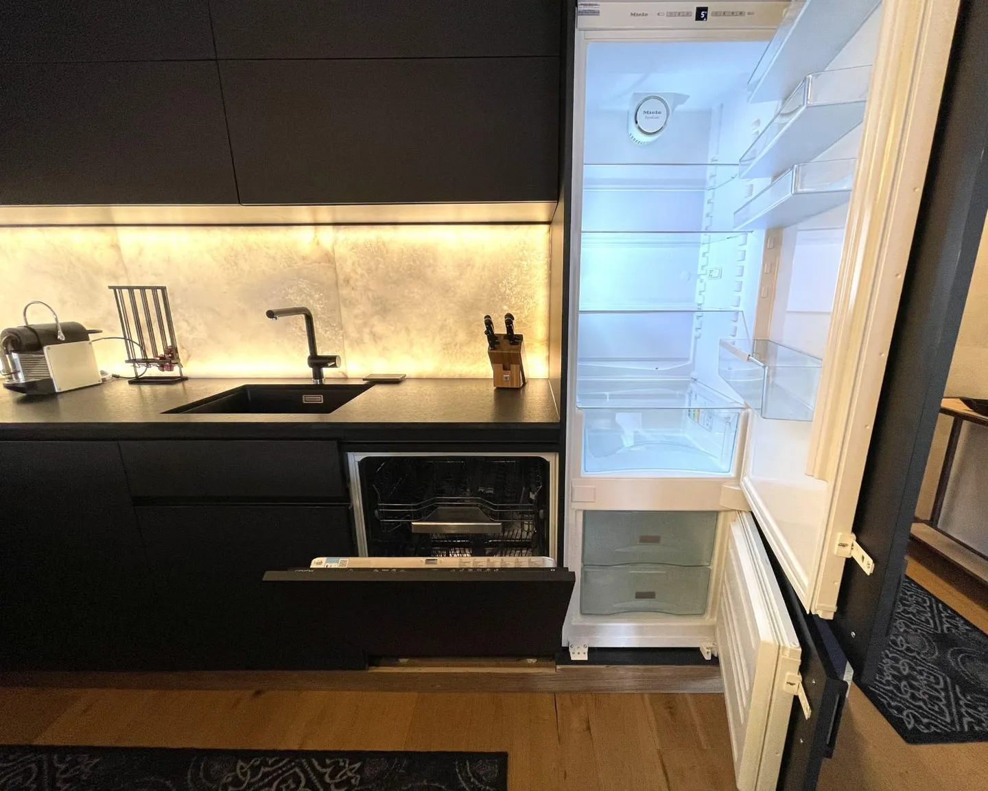 2.5 Room Apartment - Photo 6 of 13