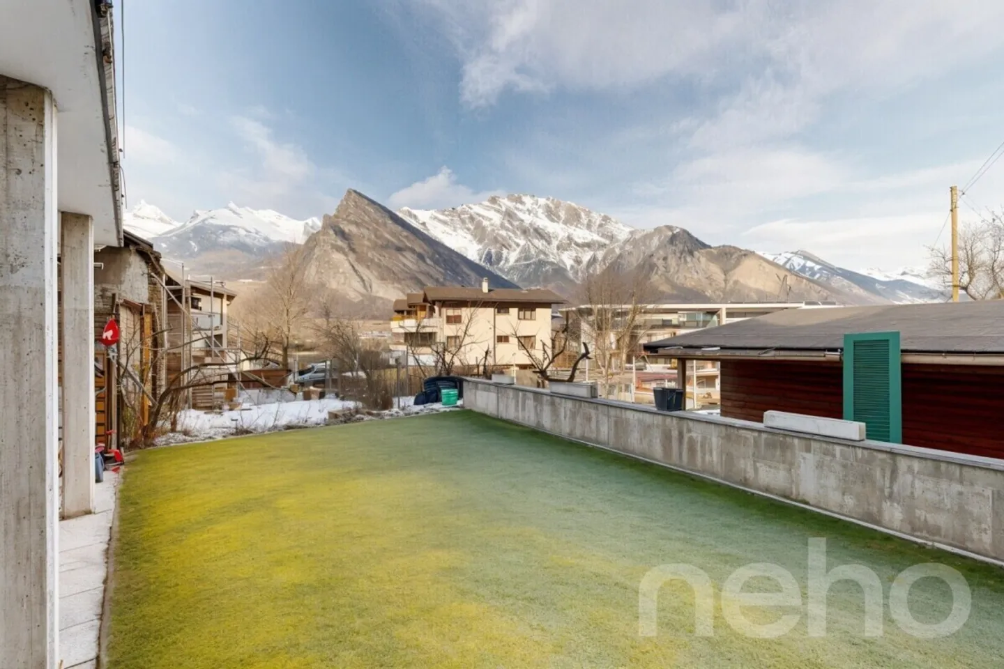 Charming 3.5-room apartment with large garden in the center of Riddes - Photo 2 of 9