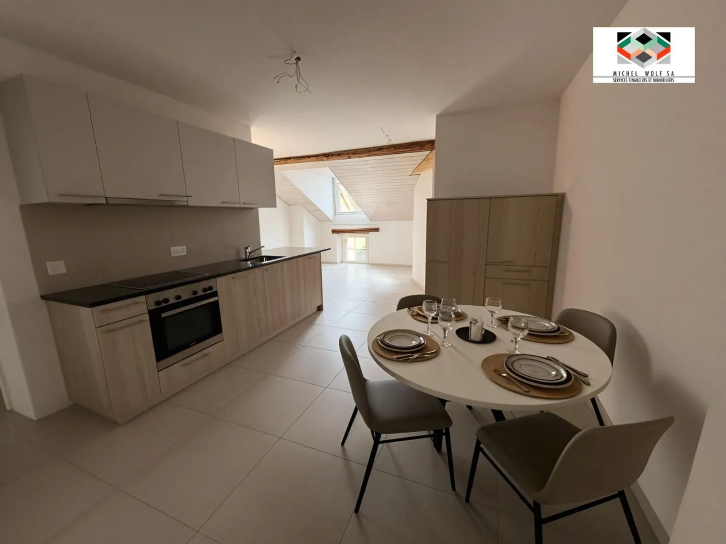 Wunderschöne Wohnung zur Miete im Stadtzentrum von Neuenburg - Foto 2 von 6