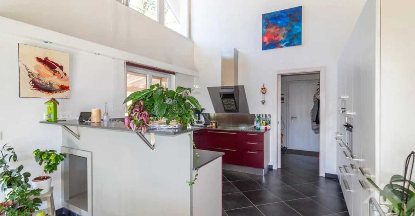 Stunning property with a 7.5-room villa of 319 m2 living space - Photo 13 of 13