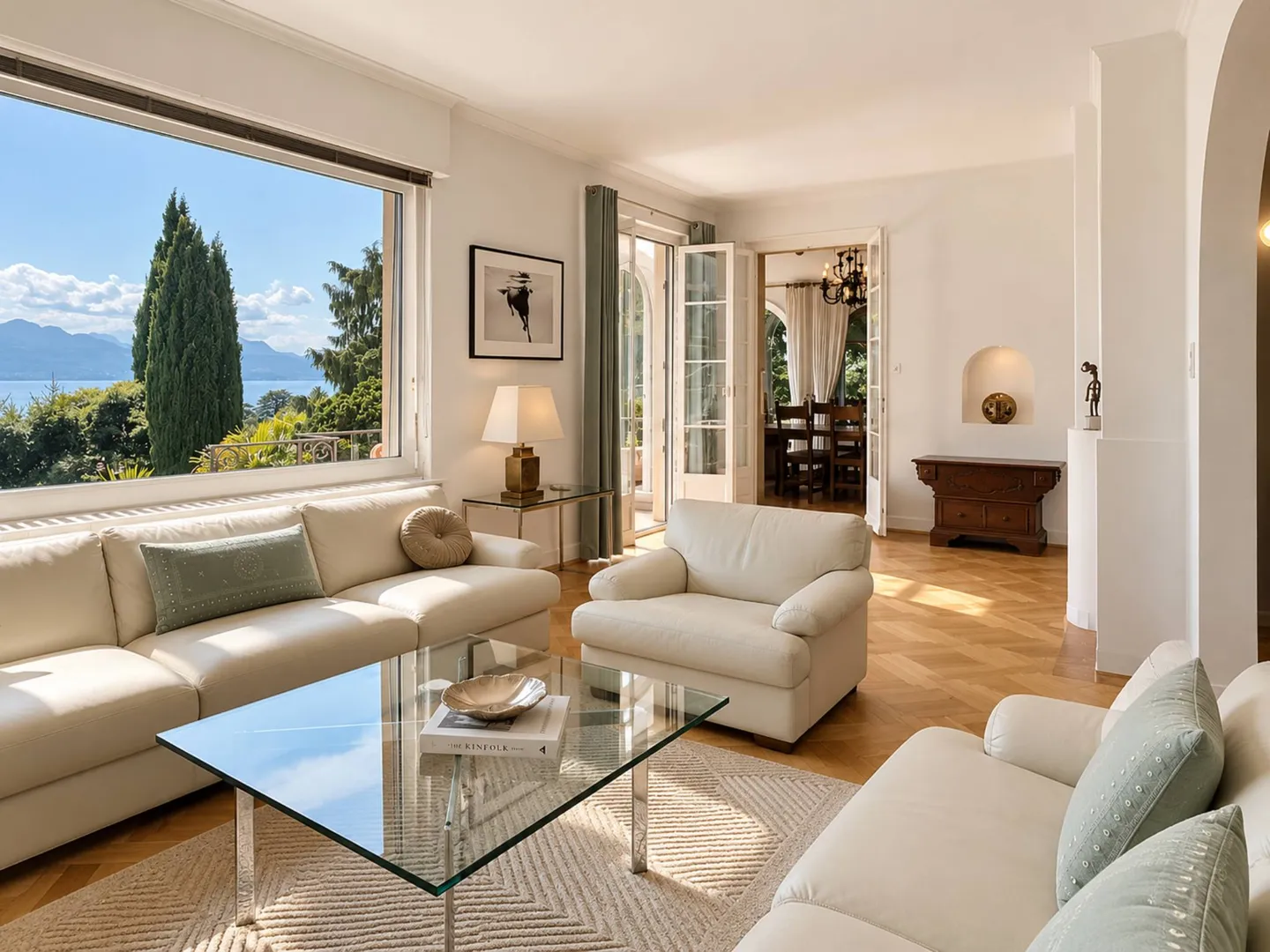 Tuscan-style villa in the heart of Pully - Photo 3 of 13
