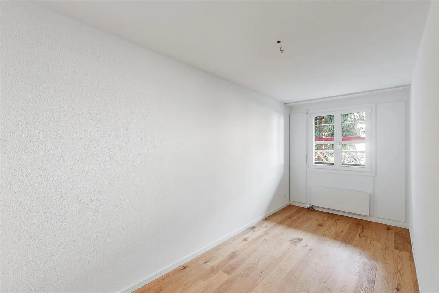 Appartamento duplex con bel angolo giardino - Foto 3 di 9