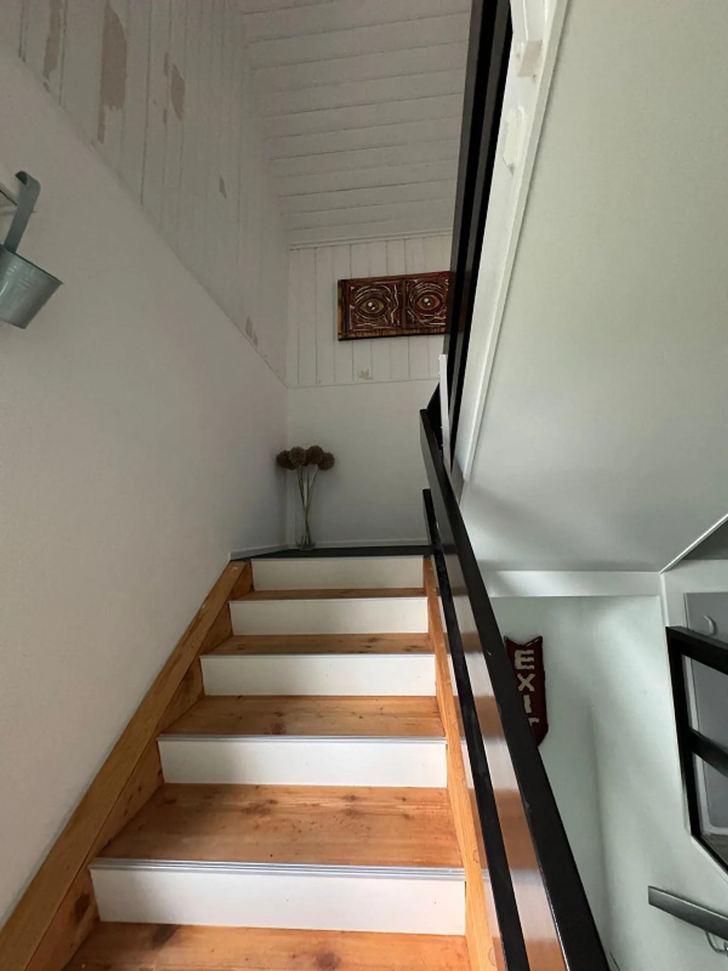 Single-family house with plenty of space and diverse usage options - Photo 7 of 13