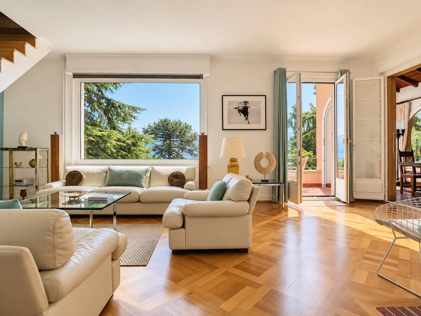 Tuscan-style villa in the heart of Pully - Photo 2 of 13