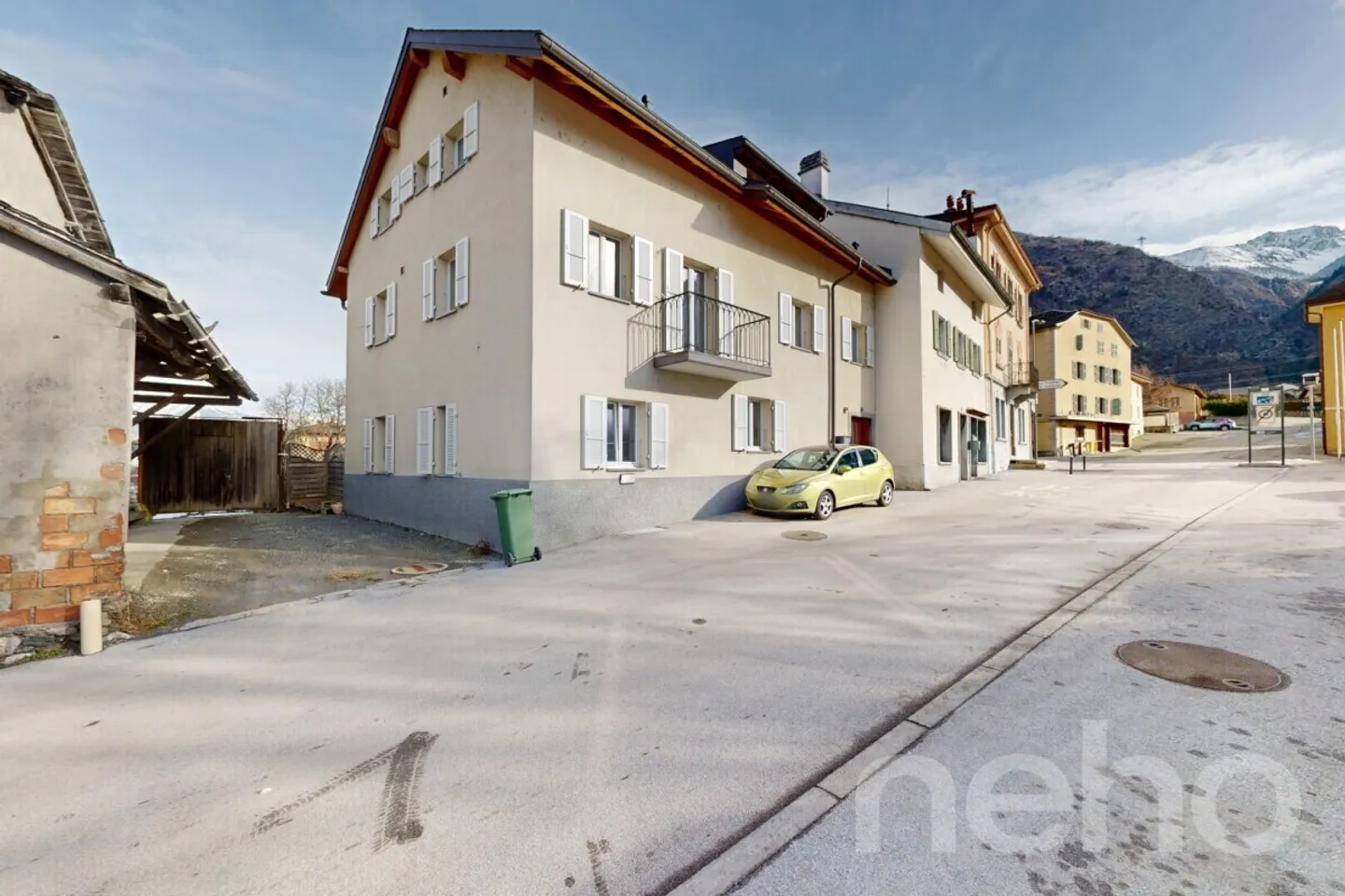 Charming 3.5-room apartment with large garden in the center of Riddes - Photo 8 of 9