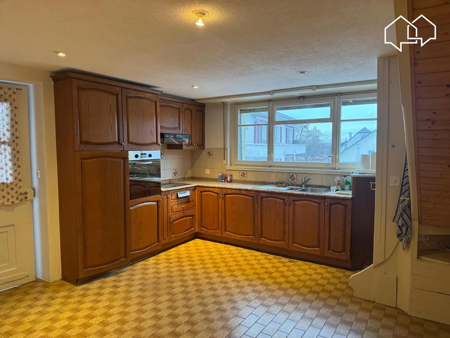 Villa indipendente di 6,5 locali a Corserey - Foto 2 di 8