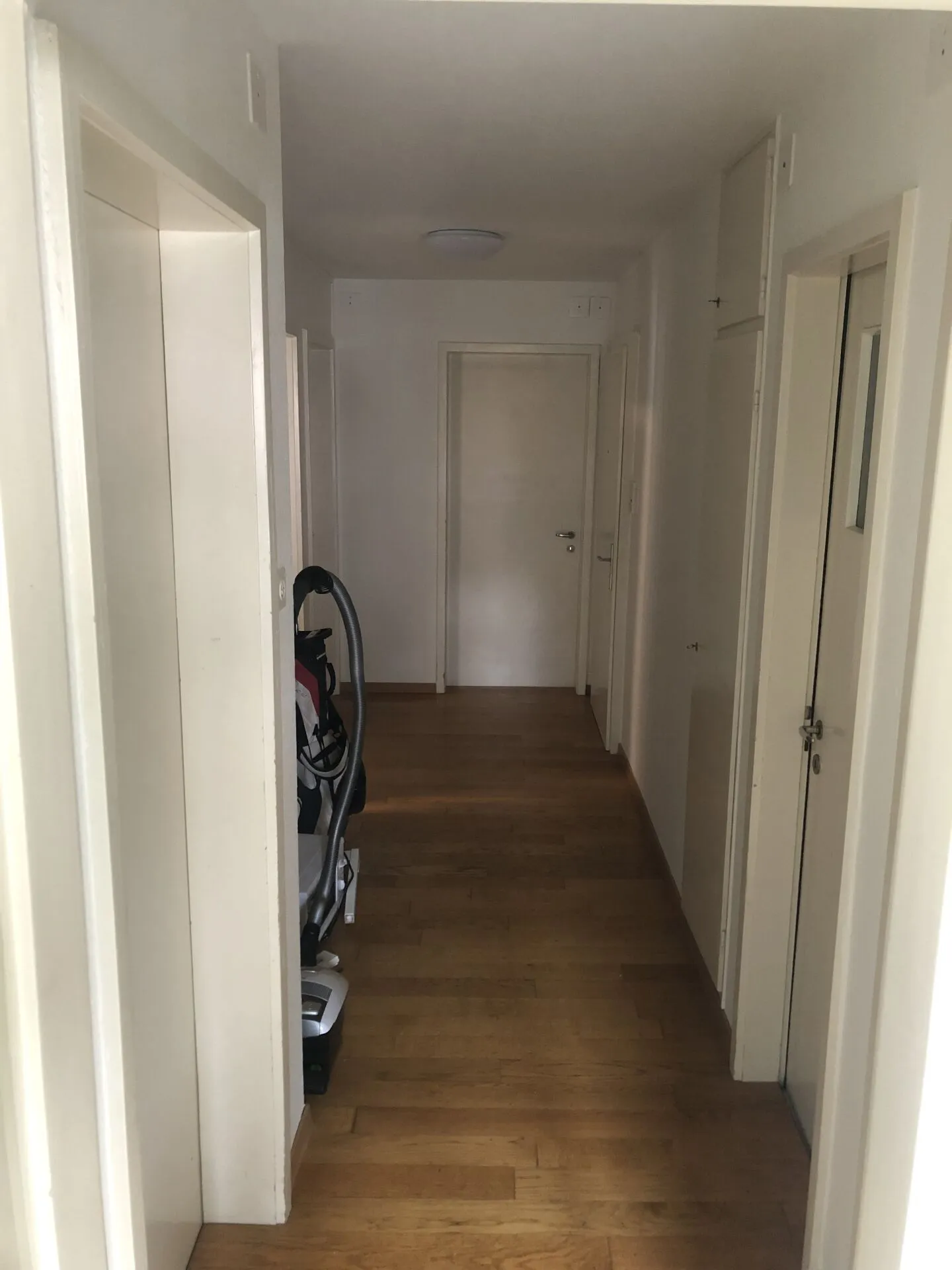 Furnished room in a 4-person student shared flat - central location, room no. 1 - Photo 3 of 6