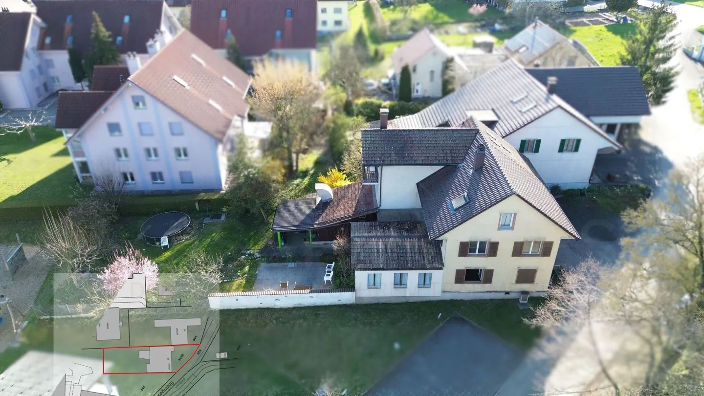 Maison attrayante à deux familles à Niederbipp - charmante, située au calme et avec beaucoup de potentiel - Photo 2 sur 26