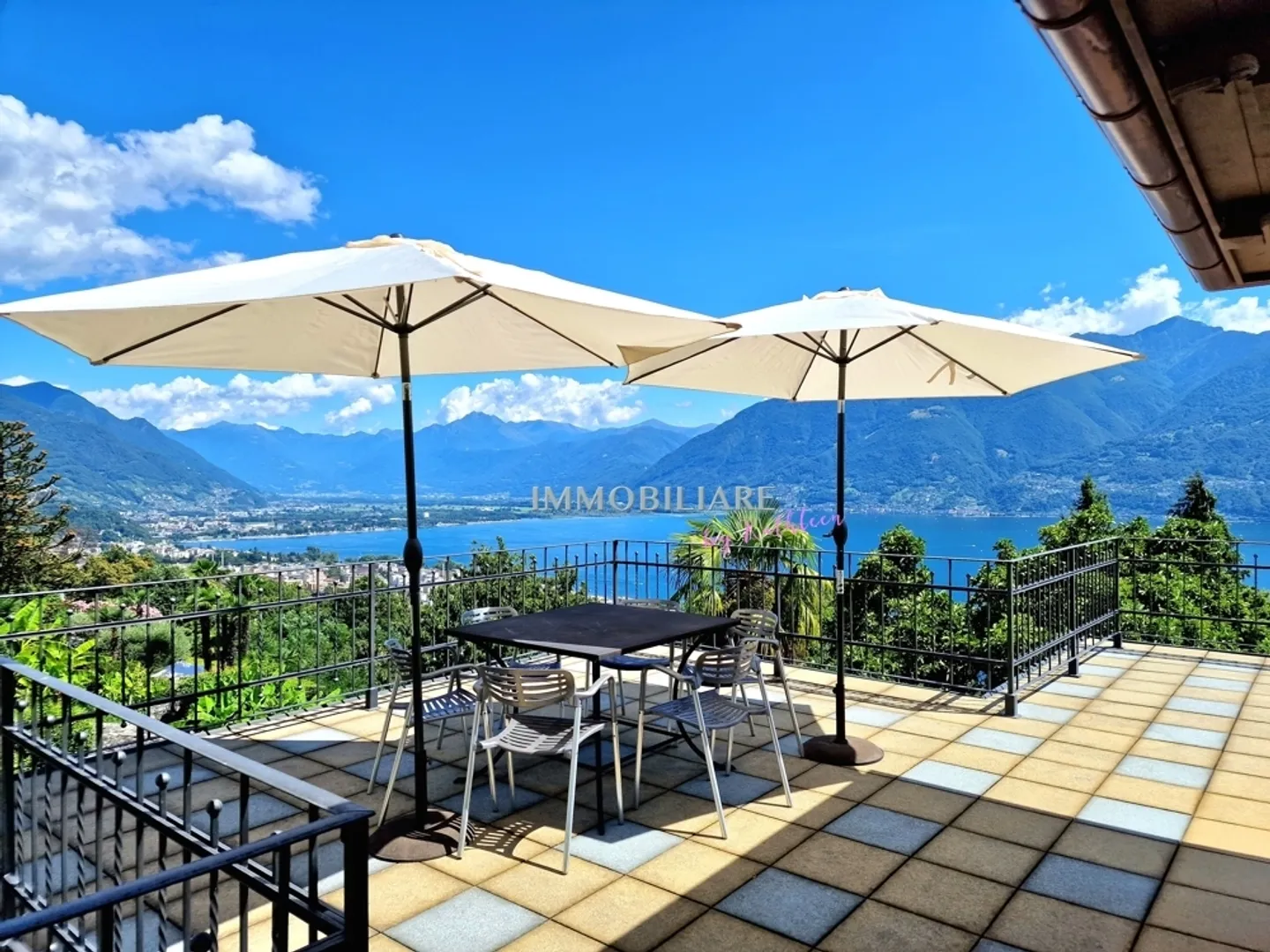 Originale Jugendstilvilla mit traumhaftem Seeblick, 2 Stellplätze - Foto 3 von 13