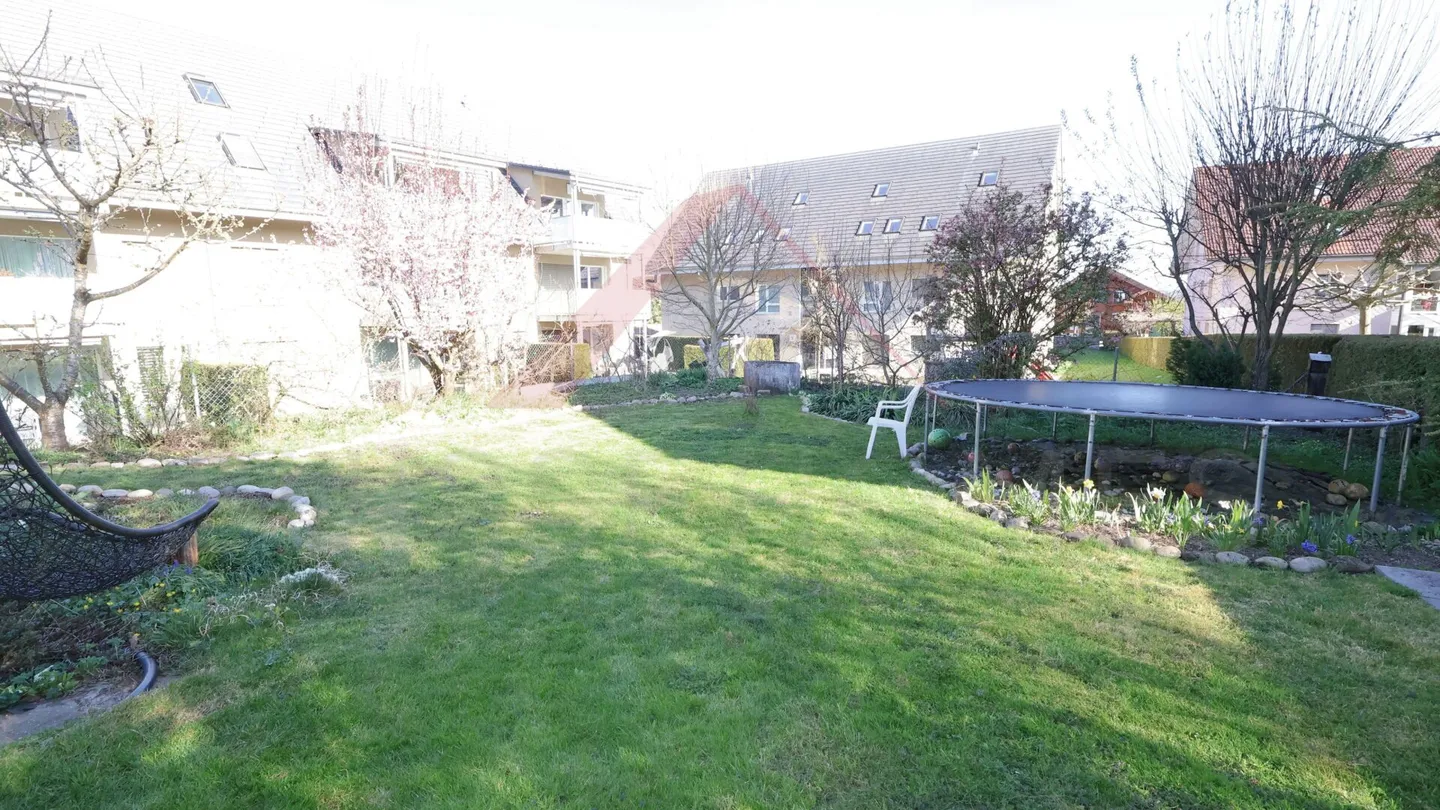 Maison attrayante à deux familles à Niederbipp - charmante, située au calme et avec beaucoup de potentiel - Photo 23 sur 26