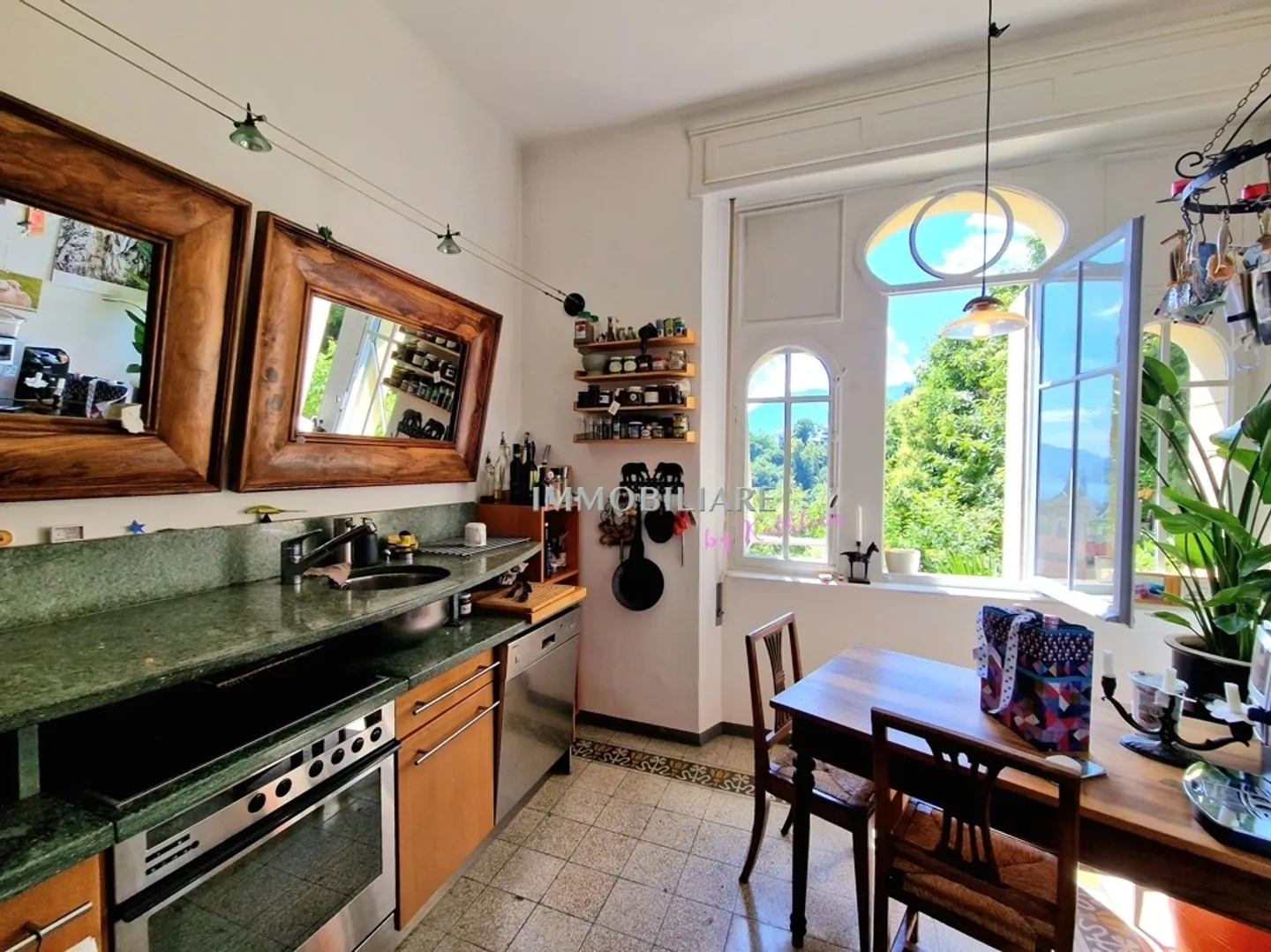 Originale Jugendstilvilla mit traumhaftem Seeblick, 2 Stellplätze - Foto 12 von 13