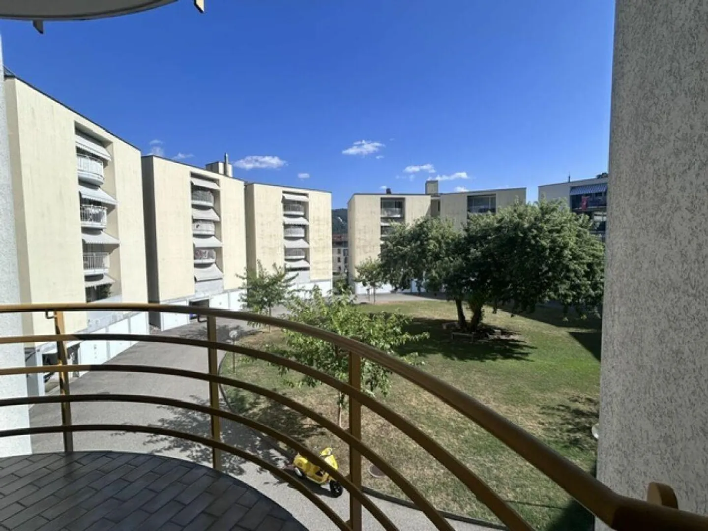 Appartamento luminoso 4.5 locali - Foto 2 di 16