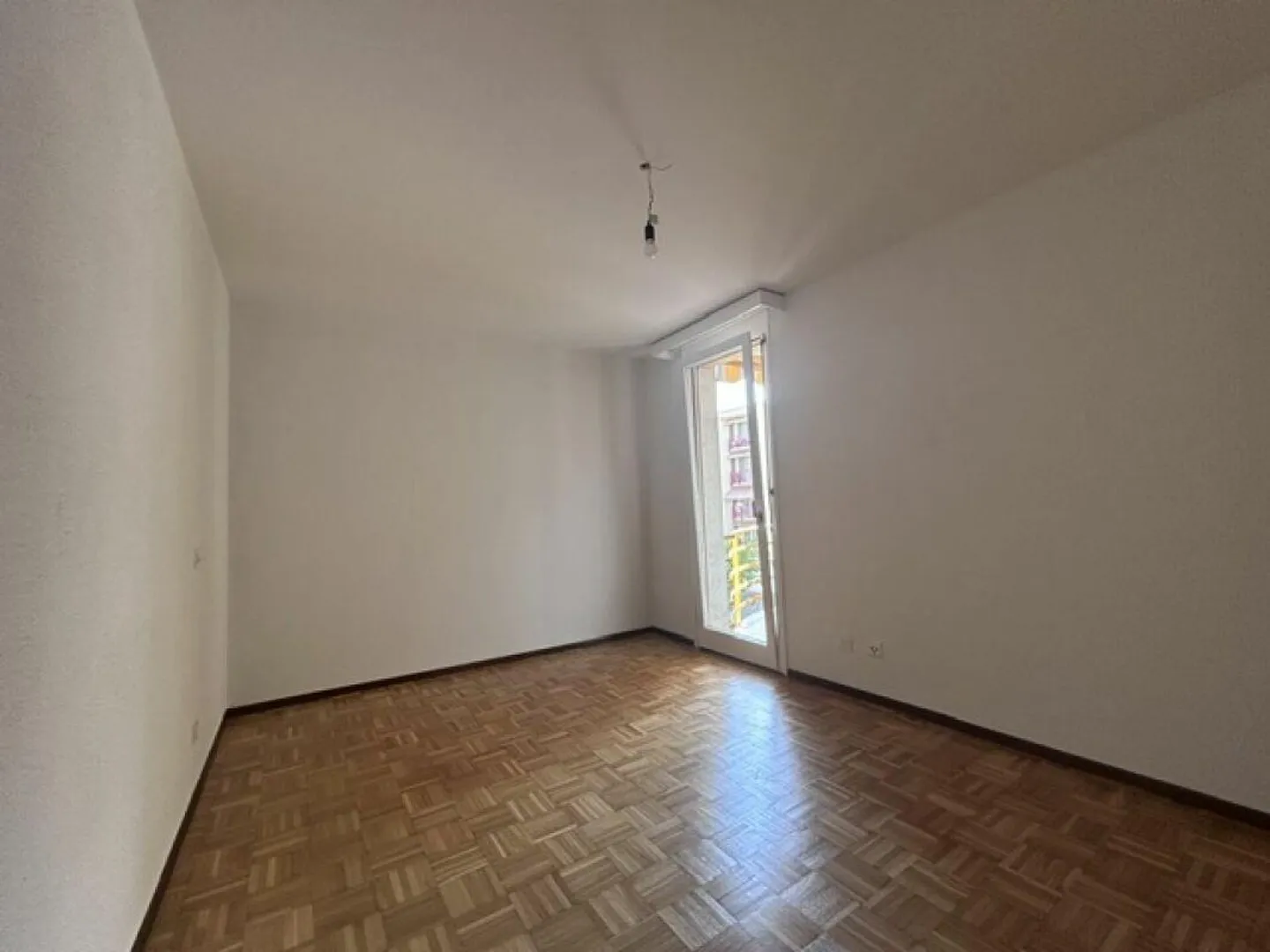 Appartamento luminoso 4.5 locali - Foto 11 di 16
