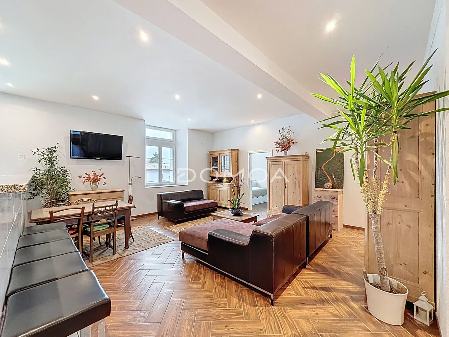 Appartement 4,5 pièces de caractère au coeur de Mézières - Photo 4 sur 11