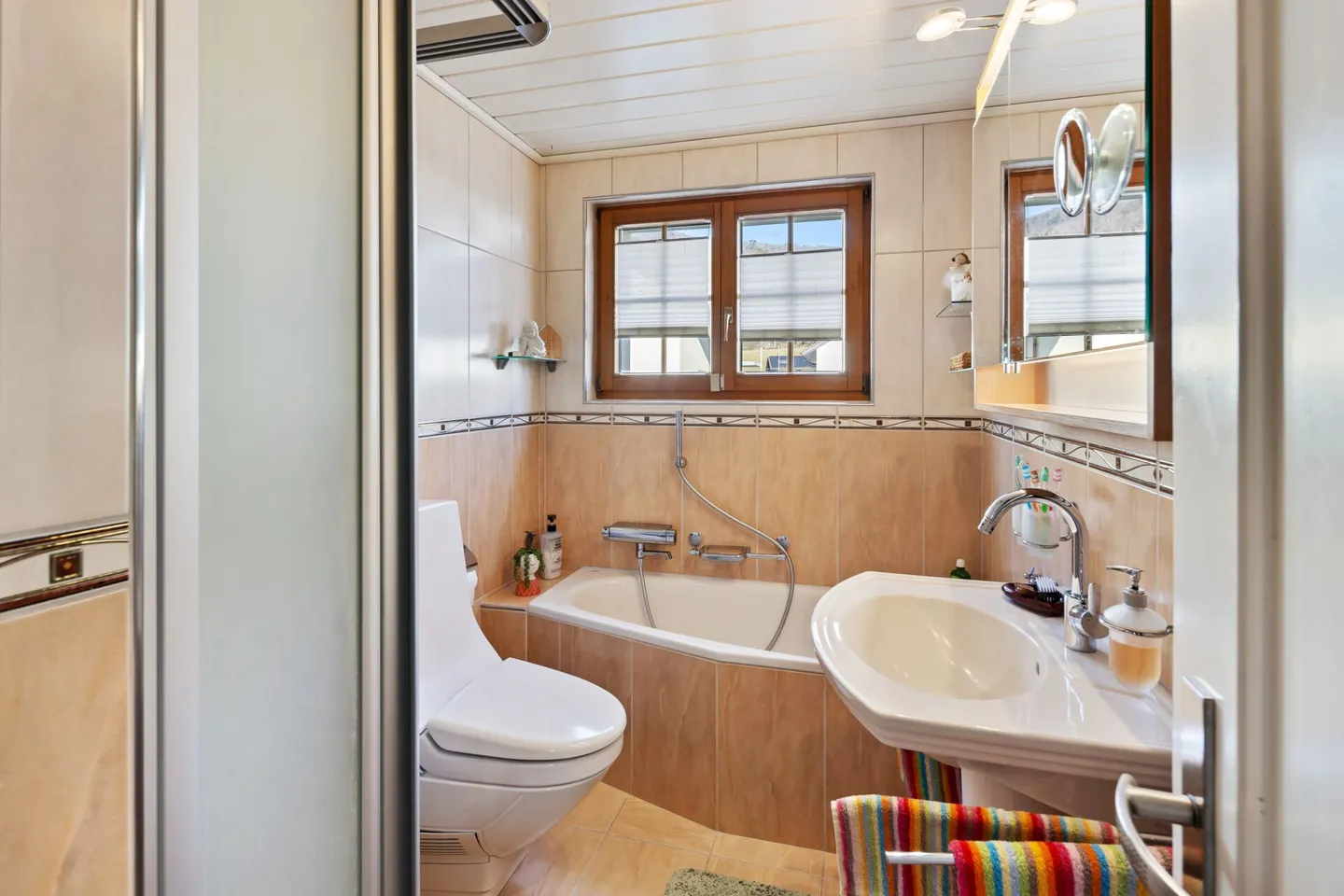 5½-Zimmer Doppeleinfamilienhaus - Foto 5 von 22