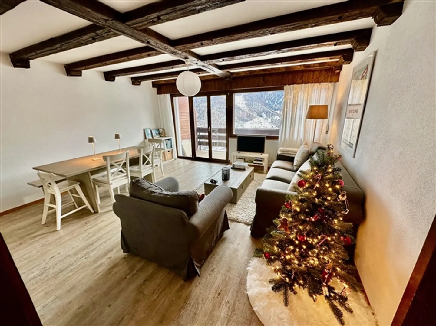 Bellissimo appartamento 2 1/2 locali in vendita nel resort La Tzoumaz 4 Vallées - Foto 2 di 9