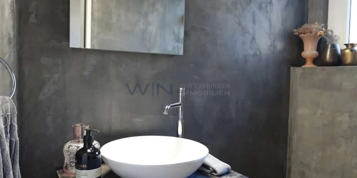 Modern Townhouse by the River - Photo 7 of 11