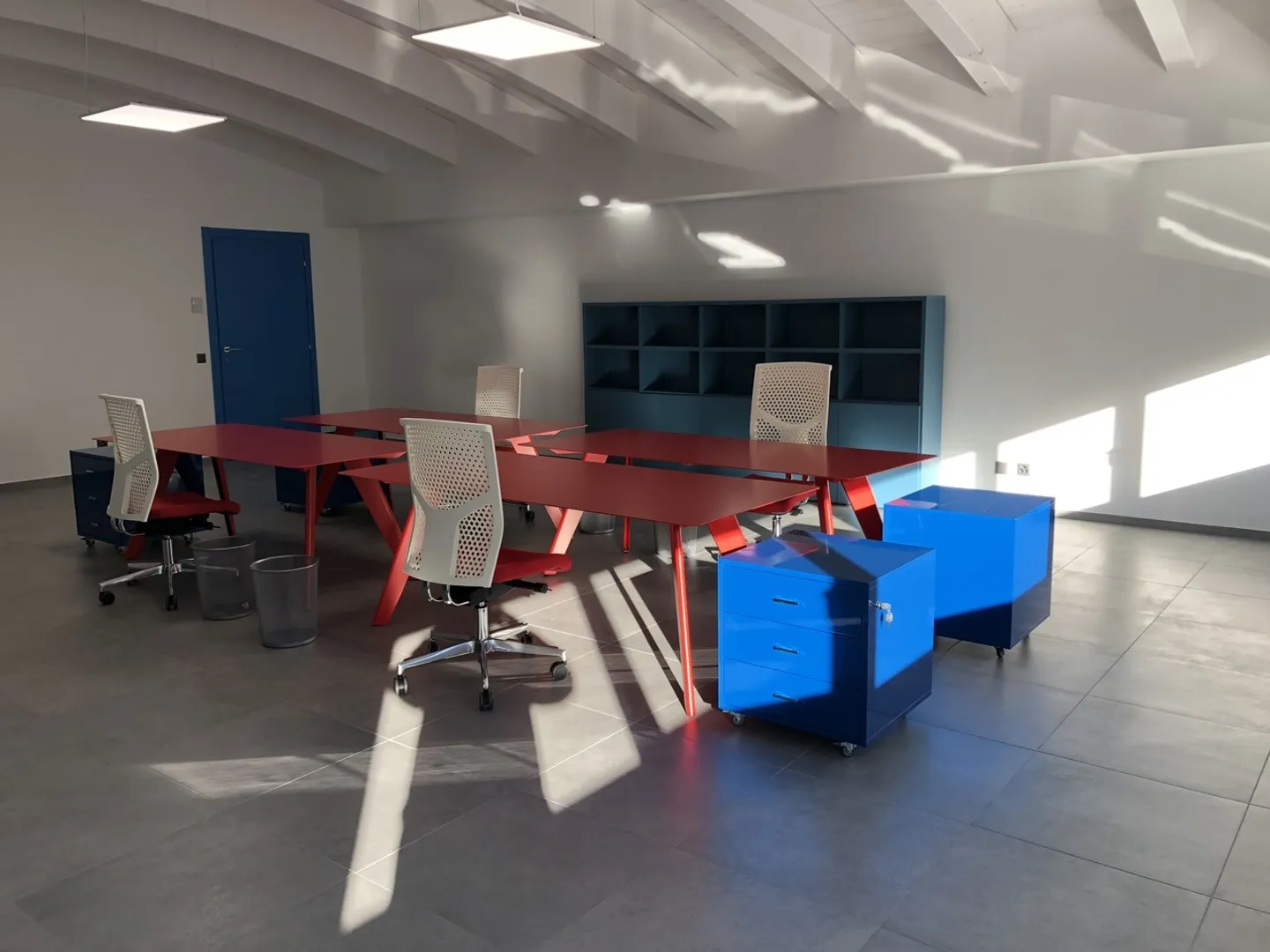 Bureau de 330m2 - Idéal pour Usage Propre et/ou Investissement à Revenu - Photo 13 sur 13