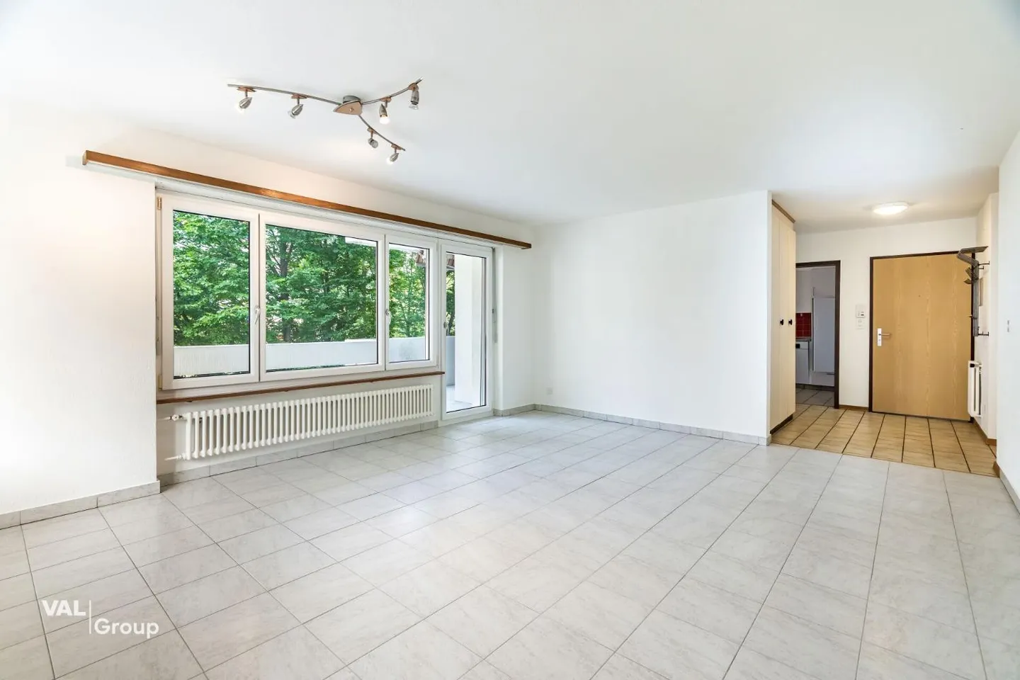Charmant appartement 4.5 pièces - Photo 2 sur 13