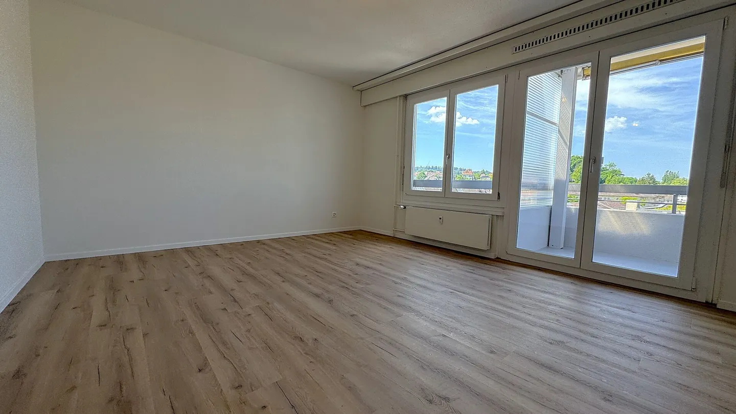 Nuovo appartamento moderno di 1,0 stanza ristrutturato con vista splendida a Berna - Foto 6 di 10