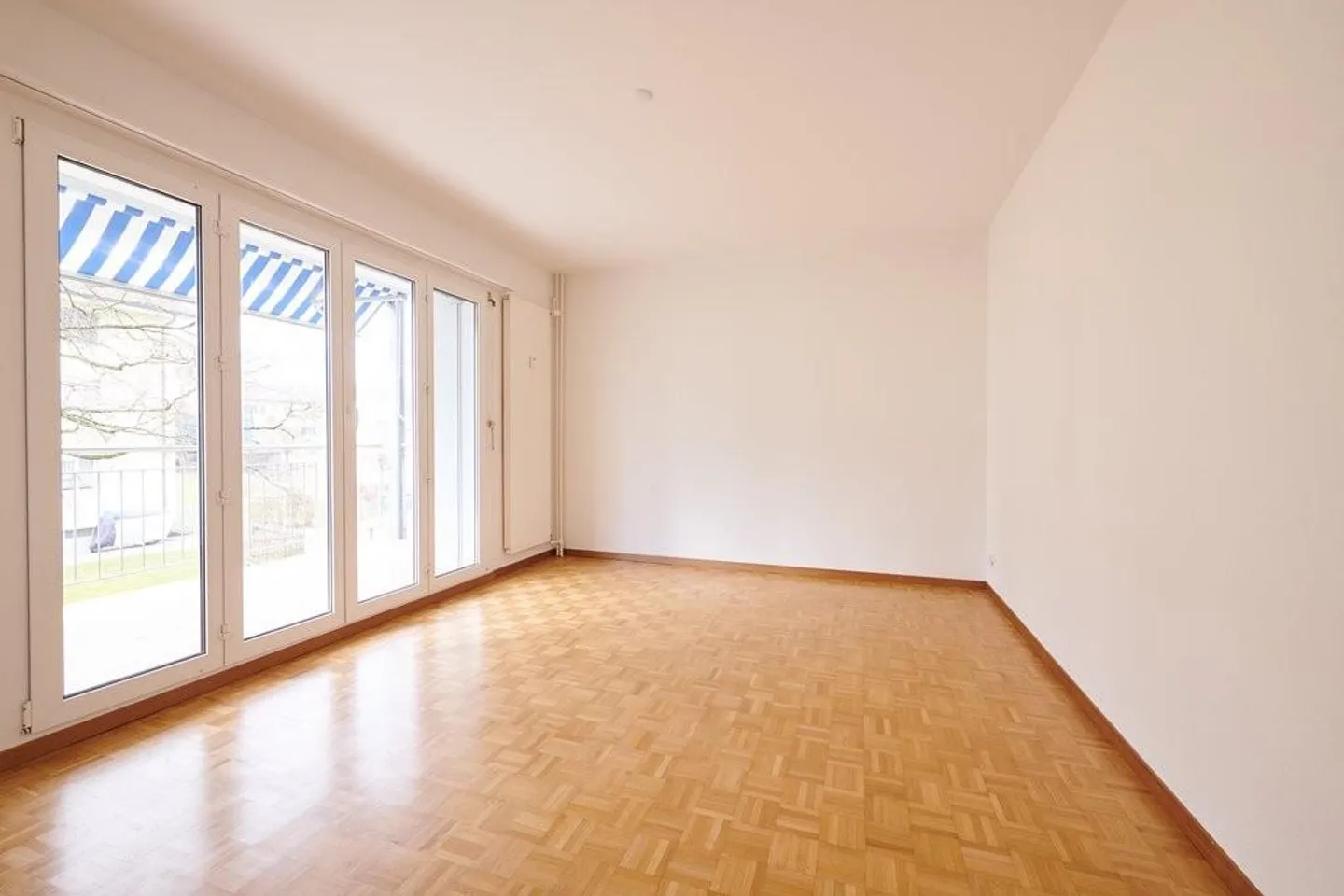 Appartamento 3 camere con balcone - Foto 3 di 8