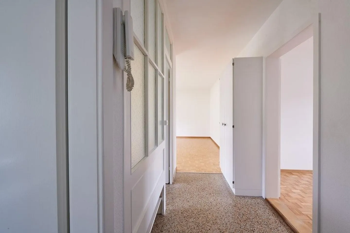 Appartamento 3 camere con balcone - Foto 7 di 8