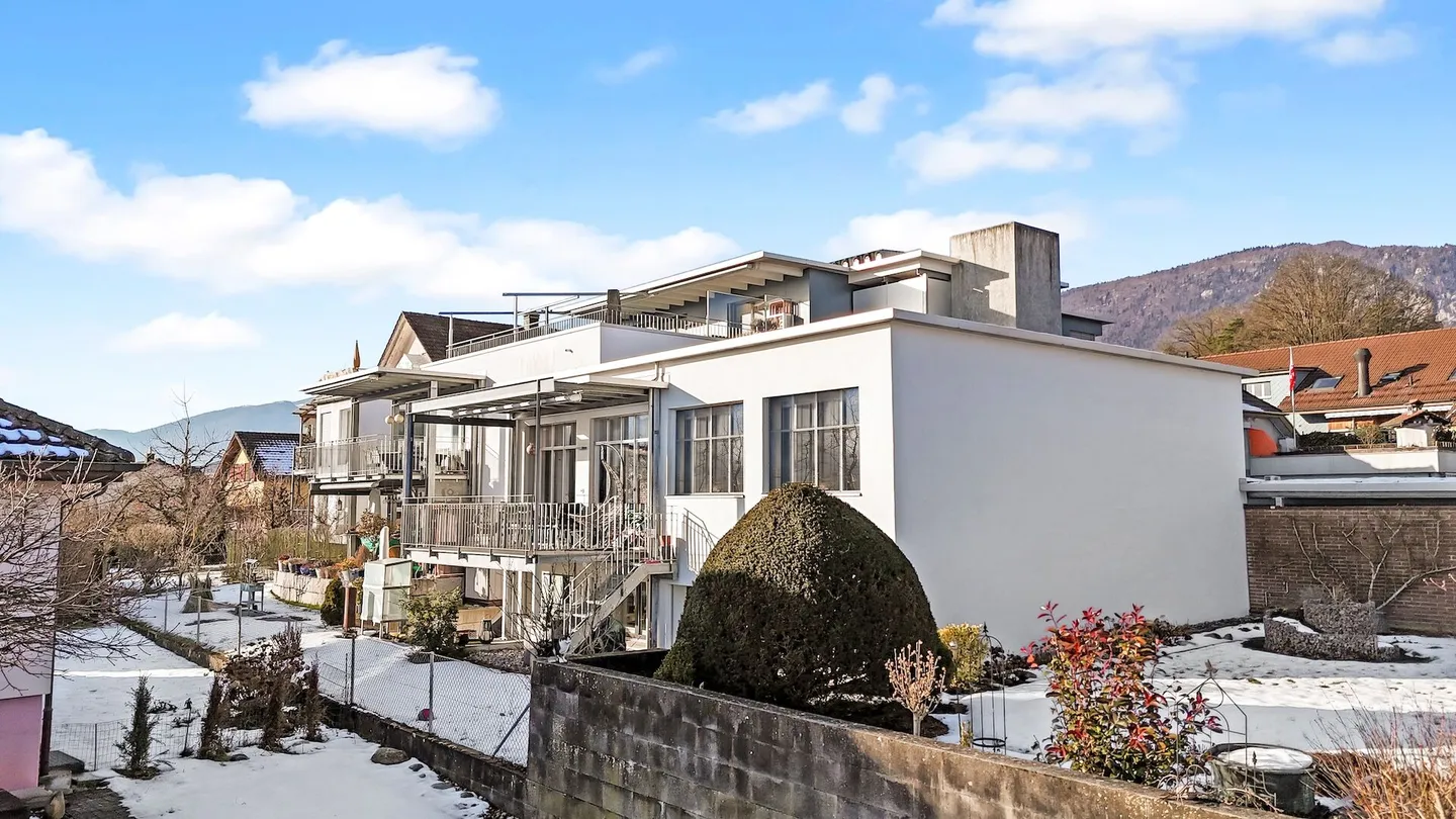 Condominio moderno di 2,5 stanze PLUS con giardino, come nuovo - Foto 1 di 13