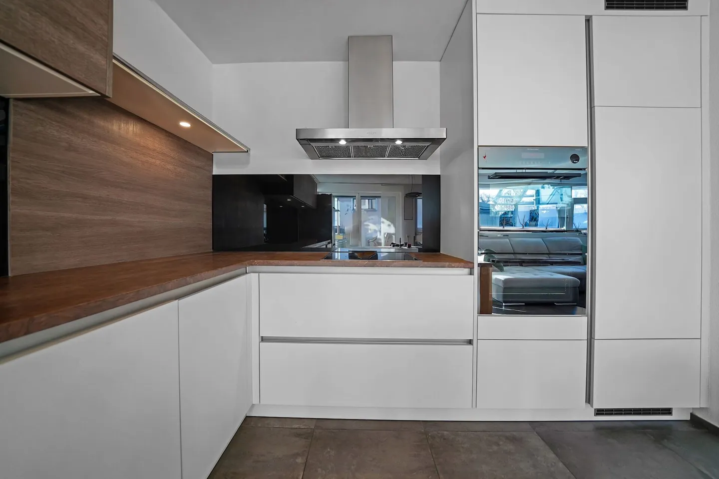 Condominio moderno di 2,5 stanze PLUS con giardino, come nuovo - Foto 5 di 13