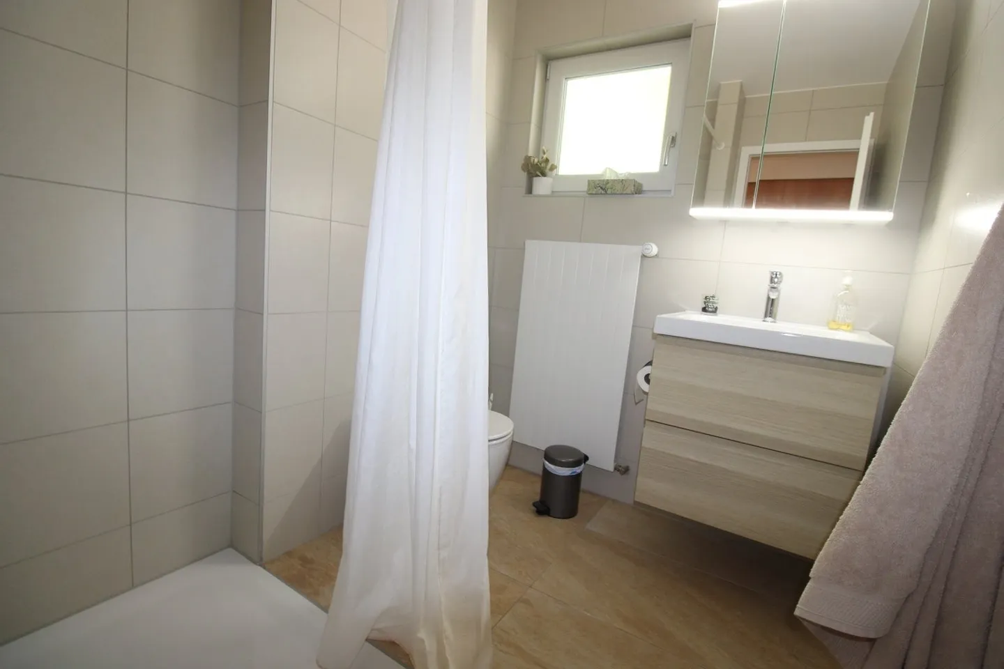 Casa unifamiliare con accesso al lago - Foto 19 di 25