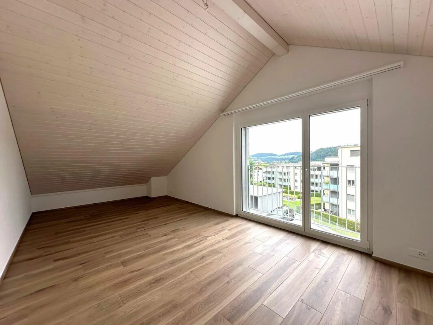 Vivere con stile - casa di alta qualità con 6,5 stanze e molto spazio - Foto 12 di 13