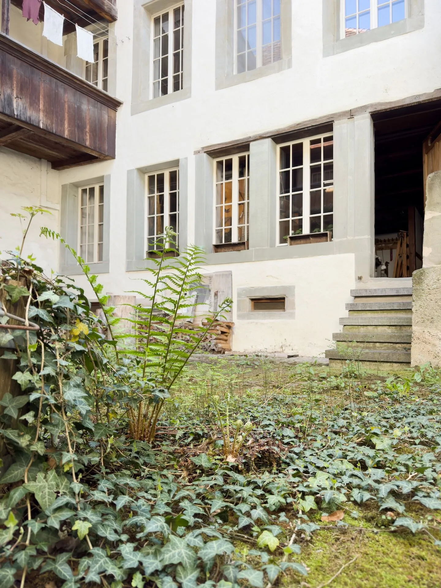 Maison de ville historique de 10 pièces avec tour de guet privée et jardin enchanteur dans le Stedtli historique de Laupen - Photo 28 sur 32