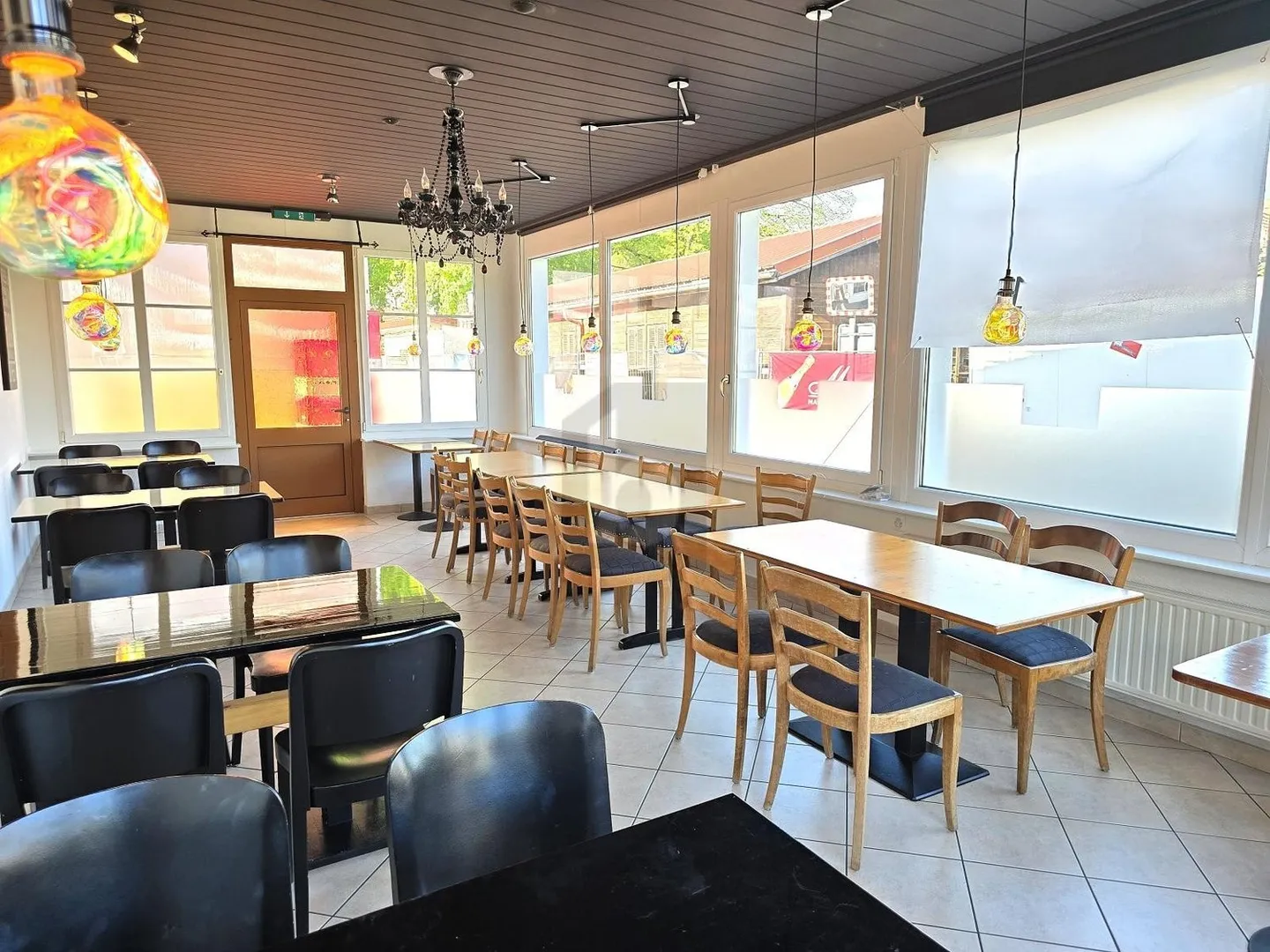 MAGNIFIQUE RESTAURANT AVEC UN GRAND POTENTIEL - Photo 3 sur 4