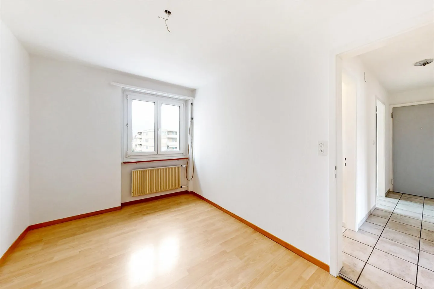 Charmant appartement 3 pièces - Photo 3 sur 9