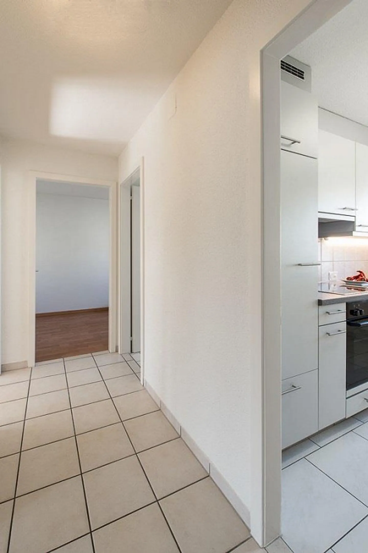 Charmant appartement 3 pièces - Photo 6 sur 9