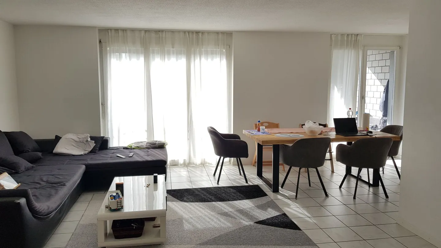 Ampio appartamento di 3,5 stanze (91m²) in posizione attraente - Foto 4 di 11