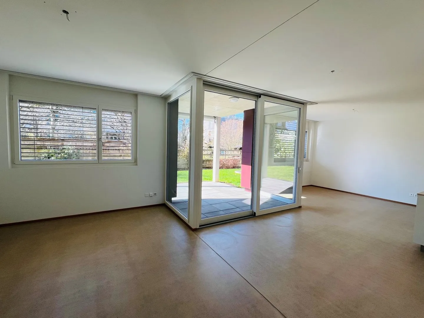 Moderne 3.5-Zimmer-Wohnung 1.OG mit Balkon - Foto 8 von 14