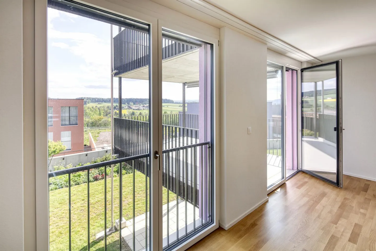 Appartement lumineux avec balcon spacieux - Photo 5 sur 6