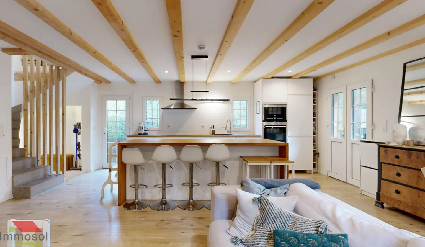 Detached house near the Sauvabelin forest! - Photo 1 of 12