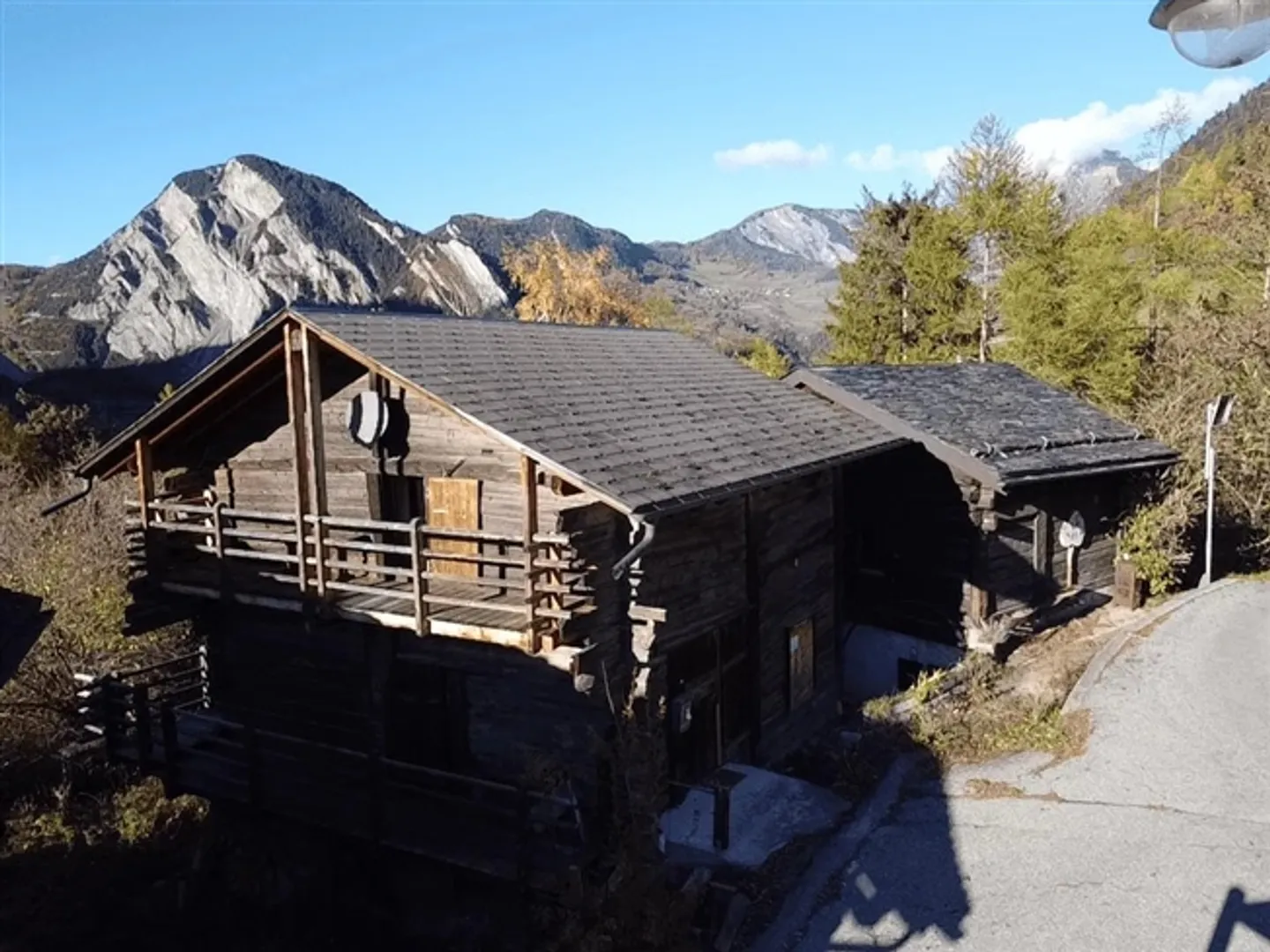 Insieme di due Mazot tradizionali con vista panoramica - Foto 1 di 10